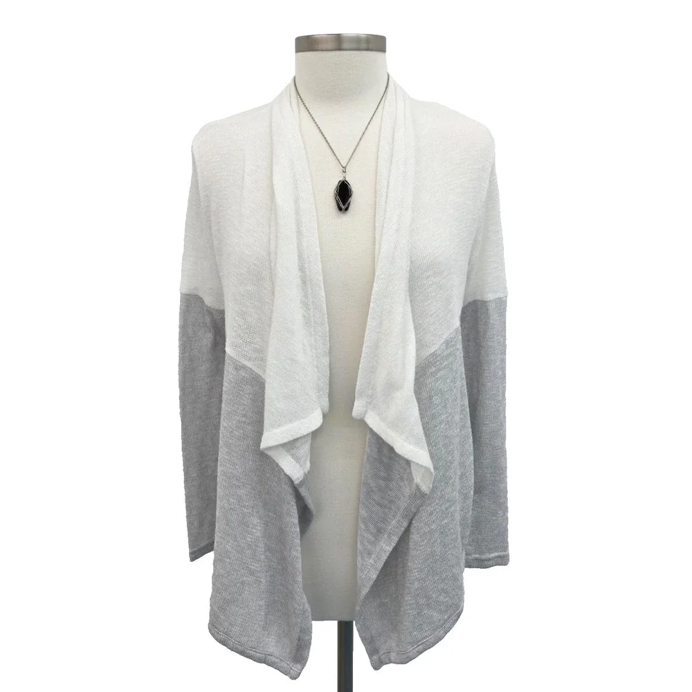 Eddie Bauer‎ Womens M Gray White Knit Cardigan Sweater Long Sleeve Open Front